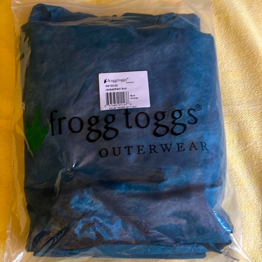 Froggtoggs Jacket/Pantsuit Rain gear